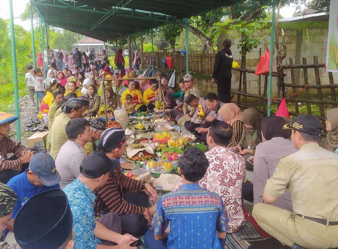 Read more about the article Sambil Mempersiapkan Misi Budaya, Pakasa Jepara Memeriahkan Ritual Umbul Donga