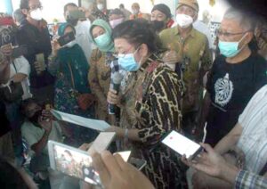 Read more about the article “Putri Mbalela” yang “Mbangun-Miturut” dan Selalu “Mikul Dhuwur, Mendhem Jero” (seri 6 – bersambung)