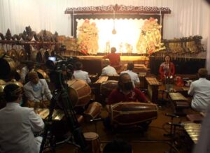 Read more about the article Walau Pandemi “Berakhir”, Pentas Wayang Kulit Belum Banyak, Daya Beli Rendah