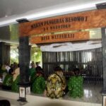 Ritual Haul Penuh “Perjuangan”, Karena Medan Menuju Makam Cukup Berat