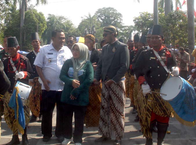 You are currently viewing Asa Kesan “Terkejut” Saat Para Pejabat Kabupaten Blora Mendengar Prajurit Kraton Surakarta Hadir