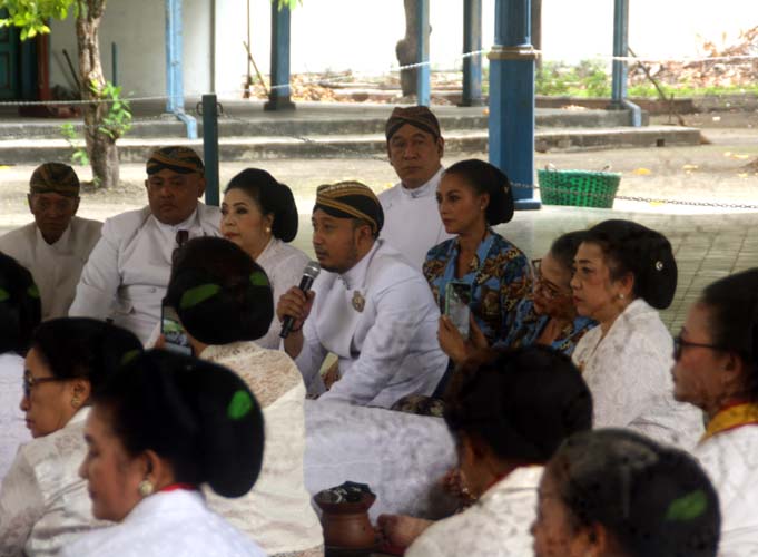 Read more about the article Ritual Mahesa Lawung “Perdana” Digelar, Tanpa Pembacaan Riwayat “Wilujengan Nagari” Itu