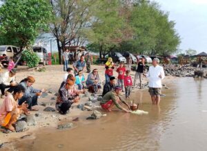 Read more about the article Ketua Pakasa Jepara Gelar “Ruwatan” Kedua Putrinya, Pengurus Pakasa Ponorogo Jadi Tamu Istimewa