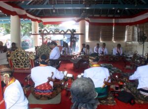 Read more about the article Gending-gending Karya (Semasa) Sinuhun PB IV “Sempurnakan” Sajian Ritual Sekaten (seri 1 -bersambung)