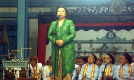 “Hari Tari Dunia = Hari Besar Budaya Jawa”, Berbagai Kelompok Pelaku Seni Menyajikannya (seri 1-bersambung)