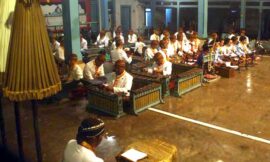 Konser Musik Karawitan di Kraton = Konser Catatan Perjalanan Para Leluhur Dinasti Mataram (seri 7 – habis)