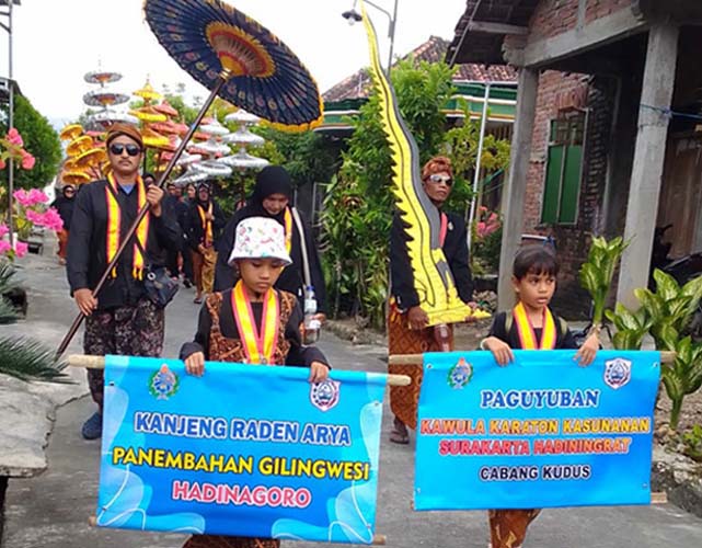 You are currently viewing Kirab Budaya “Sedekah Bumi” di Sukolilo (Pati), Diikuti Pakasa Beberapa Daerah