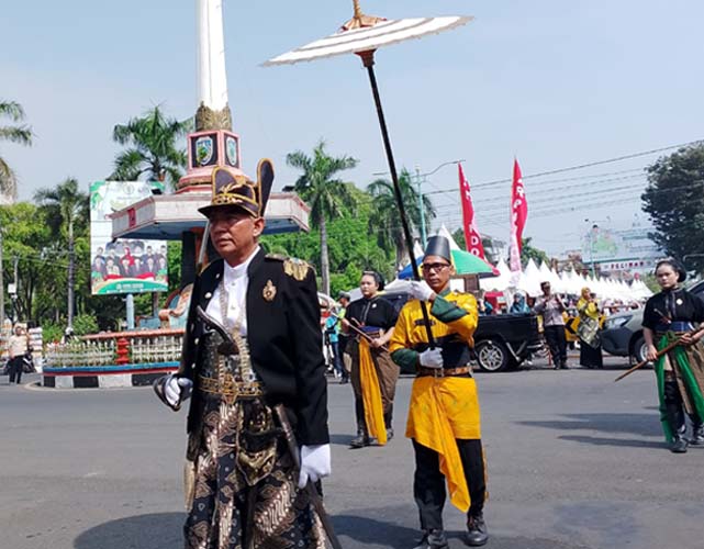 You are currently viewing Pakasa Cabang Jepara Adakan Kirab Budaya, Dukung Penuh Pameran dan Edukasi Tosan Aji