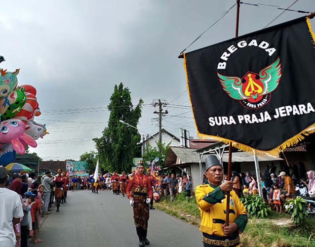 You are currently viewing Dua Cabang Pakasa di Provinsi Jateng dan Jatim, “Dukung” Kegiatan HUT Desa di Wilayahnya