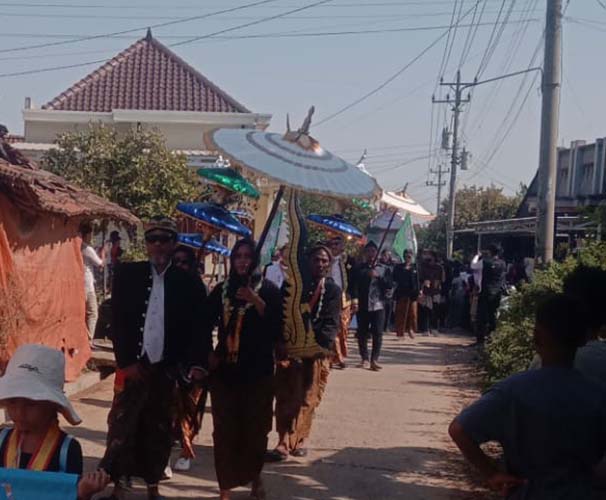 Read more about the article Pakasa Cabang Pati dan Cabang Jepara Gelar Ritual “Ganti Selambu” Makam di Bulan Sura