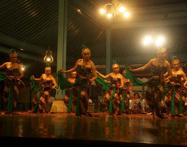 Read more about the article Malam Nanti Pentas “Sekaten Art Festival” Dimulai, “Ditutup” Kraton Surakarta Performing Arts