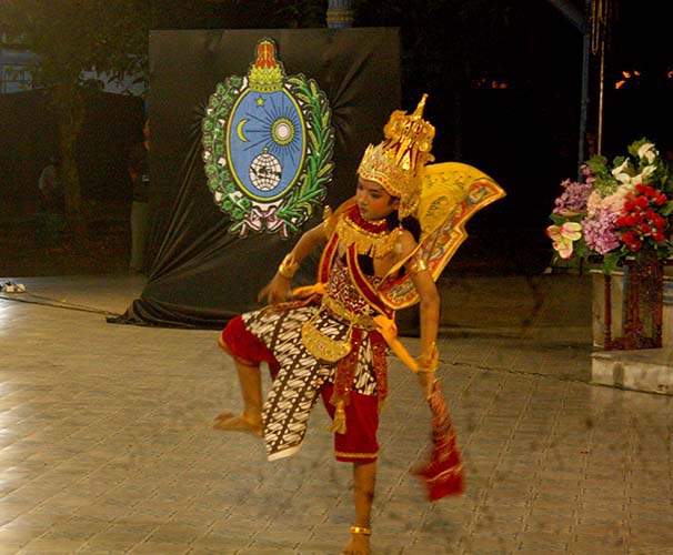 You are currently viewing Malam Ketiga “Sekaten Art Festival”, Sajikan Tari “Khusus Konsumsi” Usia Anak-anak dan Remaja