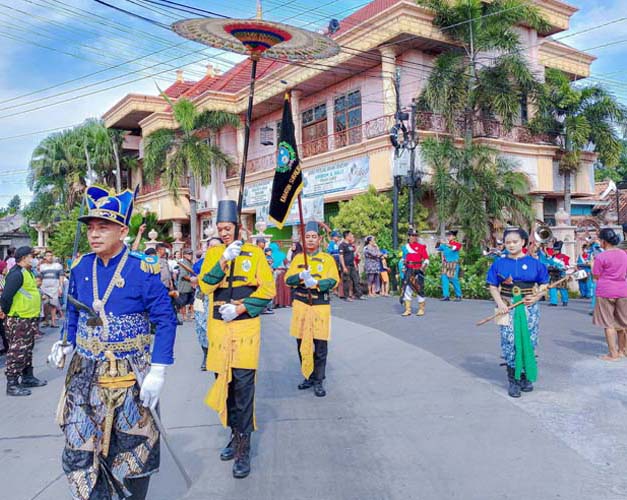 You are currently viewing Siang Ini, Beberapa Pakasa Cabang Meriahkan Event Kirab Budaya “Grebeg Mulud Njeporonan”