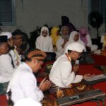 “Malem Kamis Pon” yang Diguyur Hujan Sedang Semalam, Khataman Alqur’an Dimulai Lagi