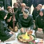 “Pinjam” Keris Untuk Menahan Hujan dan “Sedekah” 372 Perkutut Warnai Peringatan 93 Tahun Pakasa