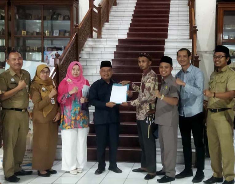 Read more about the article Yayasan Praja Hadipuran Usul Perda Pelestarian dan Pemajuan Kebudayaan