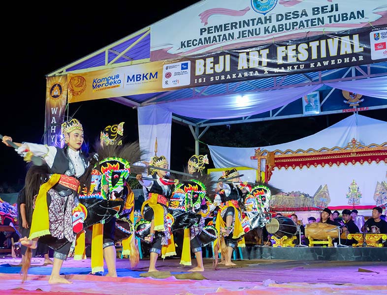 You are currently viewing Pakasa Jepara Hadiri “Beji Art Festival” dan Ziarah ke Makam Leluhur Mataram di Tuban