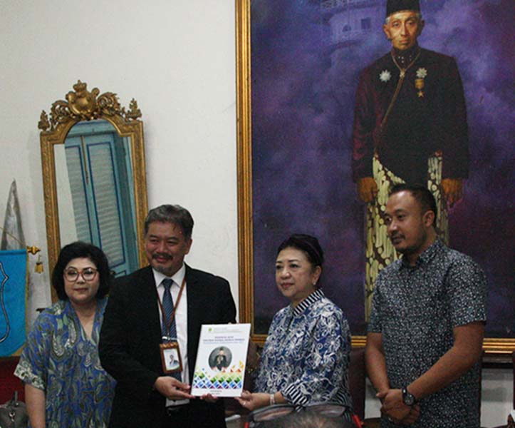 Read more about the article Letjen TNI (Purn) Sinuhun PB XII (Alm) Itu Sedang Diusulkan Sebagai “Pahlawan Nasional”