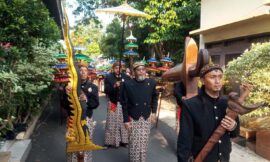 Pakasa Kudus Dukung Khol Pangeran Puger, Pakasa Jepara Dukung Khol Adipati Tjitrasoma
