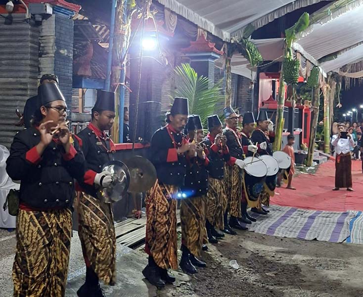 You are currently viewing Geliat Ritual Memaknai Tahun Baru Jawa di Berbagai Wilayah Pakasa Cabang