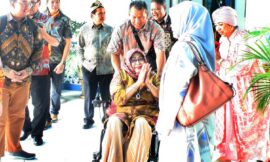 Dewan Profesor Sumbang 15 Titik Sarana Sanitasi di Kraton Mataram Surakarta