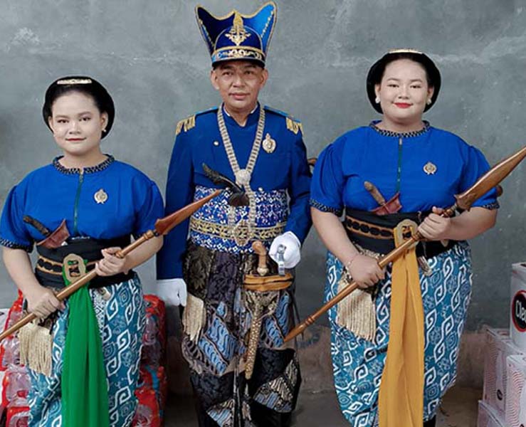 Read more about the article “Eksistensi” Masyarakat Adat di Tengah Suasana Arus Informasi Modern (seri 2 – bersambung)