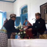 “Eksistensi” Masyarakat Adat di Tengah Suasana Arus Informasi Modern (seri 3 – bersambung)