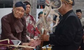 Sajian Lakon Ramayana Rasa Wayang Madya dan “Orasi Tiga Profesor”, Sarana Edukasi Publik (seri 1 -bersambung)