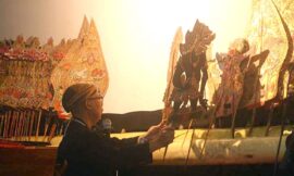 Sajian Lakon Ramayana Rasa Wayang Madya dan “Orasi Tiga Profesor”, Sarana Edukasi Publik (seri 2 -bersambung)
