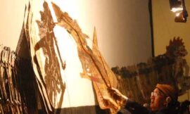 Sajian Lakon Ramayana Rasa Wayang Madya dan “Orasi Tiga Profesor”, Sarana Edukasi Publik (seri 3 – habis)