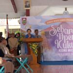Gunungan Berisi Lebih 200 Kg Apem Kukus “Keong Mas” Disebar di Upacara Adat “Saparan”