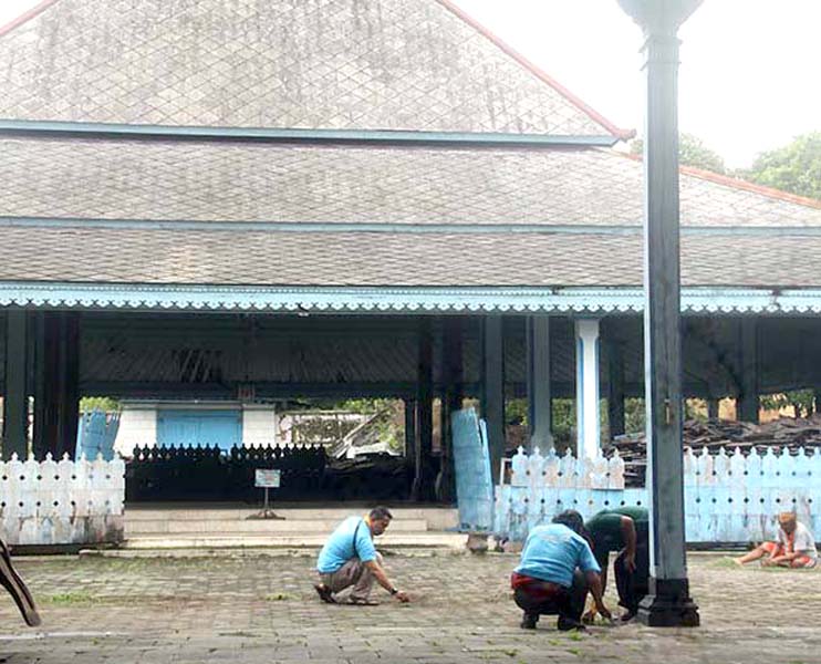 You are currently viewing Walau Proses Pasuwitan Banyak Berubah, Kraton Tetap Terbuka Bagi yang Belajar Sowan