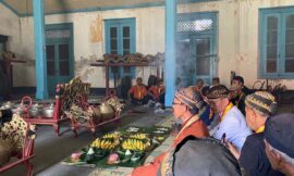 Gunungan, Simbol Upacara Adat di Kraton Paling Populer, Sarana Doa dan Sarat Makna (seri 2 – bersambung)