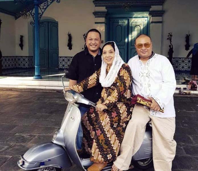 You are currently viewing KRMH Herjuno Suryo Wijoyo “Gugur” di “Penghujung Perjuangan” Bebadan Kabinet 2004