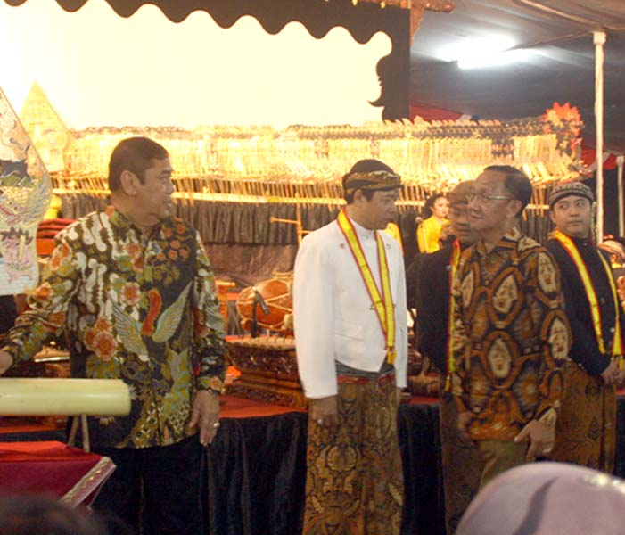 You are currently viewing Generasi Dalang Penganut Idealisme “Nggelar Jagad Pakeliran” Sudah Habis (seri 1 -bersambung)