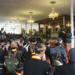 Jenazah Sinuhun PB XIII Dilepas dari Topengan Maligi, Diiringi Dua Gendhing Pakormatan