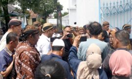 Perjalanan Spiritual Sinuhun PB XIV Hangabehi,”Lelaku Ing Satengahing Rame” (seri 4 – Habis)