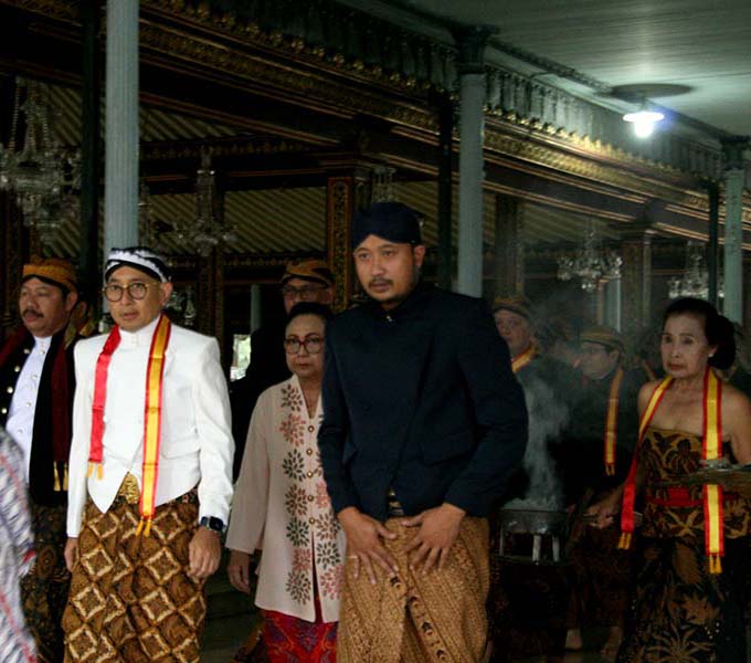 Read more about the article Lima Puluh Persen Aktivitas Museum Kraton, Menjadi Sumber Nafkah Publik (seri 2 – bersambung)