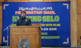 KP Siswantodiningrat Pimpinan Utusan-dalem “Nyadran” di Makam Ki Ageng Selo