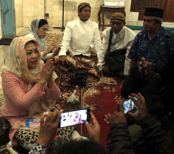 Read more about the article Berbagi Zakat-Fitrah Menjadi Momentum Membangun Kembali Keakraban (seri 3 – bersambung)