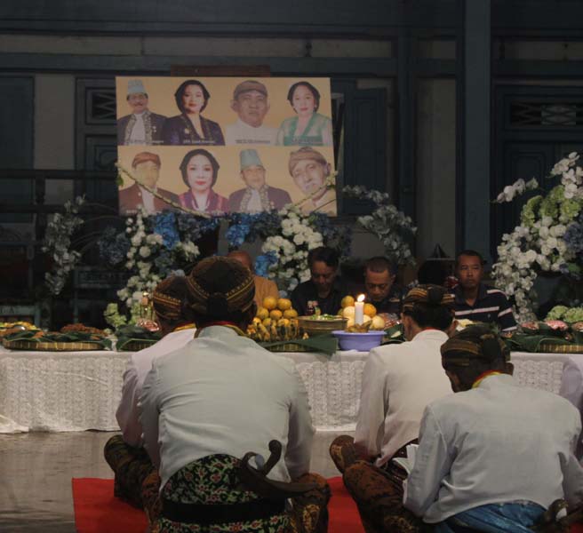 Read more about the article Berbagi Zakat-Fitrah Menjadi Momentum Membangun Kembali Keakraban (seri 5- habis)