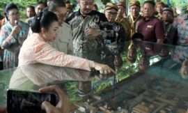 Jajaran Bebadan Kabinet 2004 Berhalal-bihalal dengan Menbud RI Fadli Zon