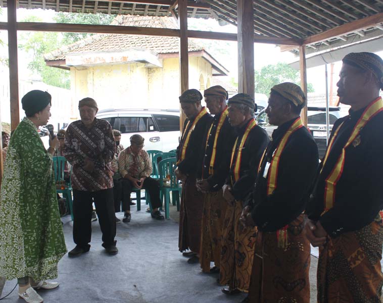 Read more about the article Pesanggrahan Deles “Tertelan Bangunan Kios”, Kraton Sangat Prihatin