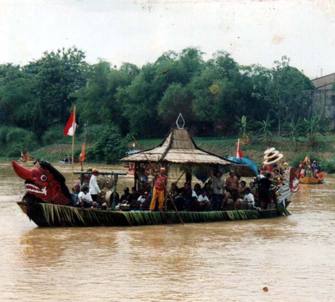 You are currently viewing Menbud Fadli Zon di Museum Kraton, Kunjungan “Membangkitkan” Kenangan (seri 4 – bersambung)