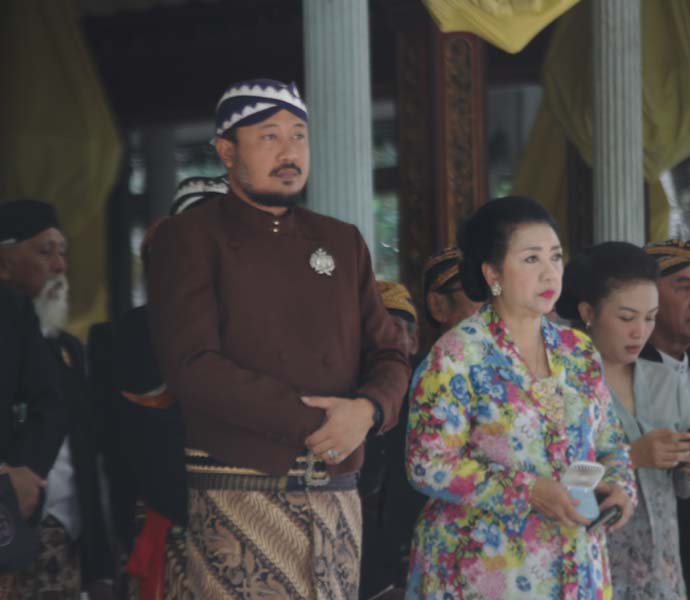 Read more about the article Mengesankan, Hajad-dalem “Garebeg” Perdana di Era Sinuhun PB XIV Hangabehi