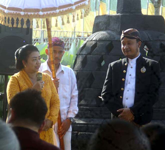 Read more about the article Review Proses Melengkapi Persyaratan Adat, Agama dan Hukum “Dimaklumatkan” (seri 4-habis)