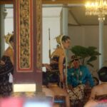 Pemeo “Aja Dolanan Adeging Ratu”, Larangan yang Dilanggar Dua Kali (seri 3-bersambung)