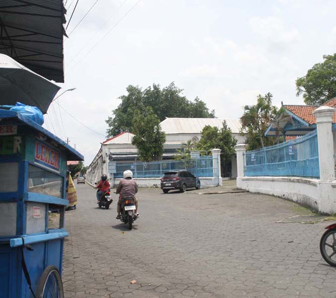 Read more about the article Dua Kompleks Bangunan di Kraton Direvitalisasi “Kolosal”, Selama Empat Bulan (seri 1-bersambung)