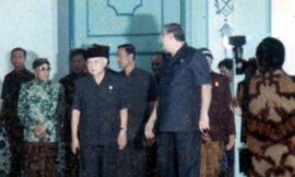 Era Pemimpin Baru Dinasti Mataram Surakarta, Era Membangun Protokol Adat (seri 2-bersambung)