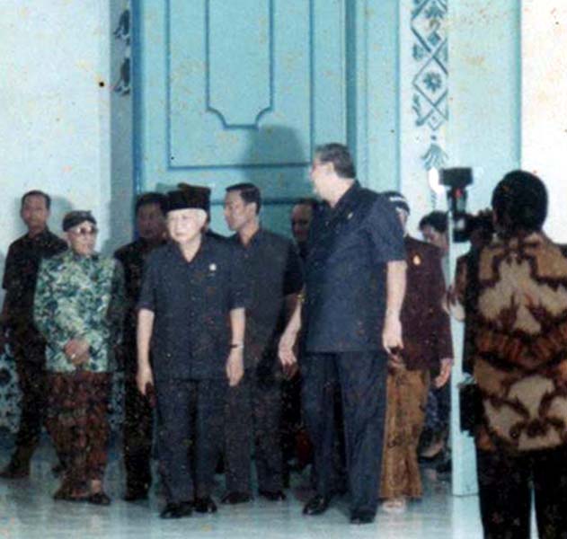 Read more about the article Era Pemimpin Baru Dinasti Mataram Surakarta, Era Membangun Protokol Adat (seri 2-bersambung)
